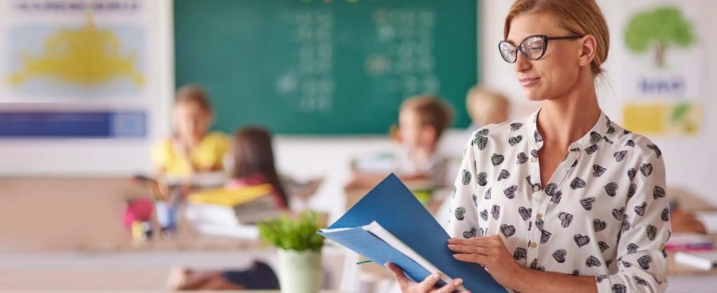 Acompanhar indicadores estratégicos do ensino